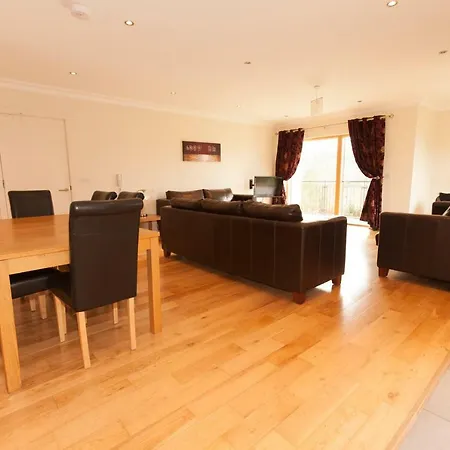 Assaroe Falls דירה